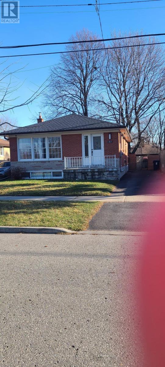 BSMT - 97 PANDORA CIRCLE, Toronto, Ontario