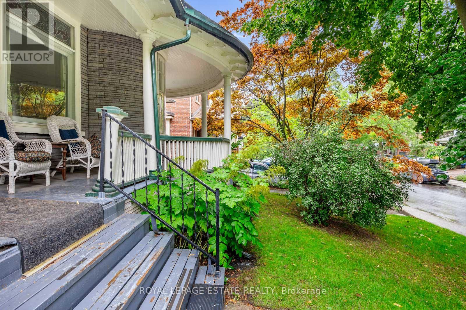 55 Leuty Avenue, Toronto (The Beaches), Ontario  M4E 2R2 - Photo 3 - E12978180