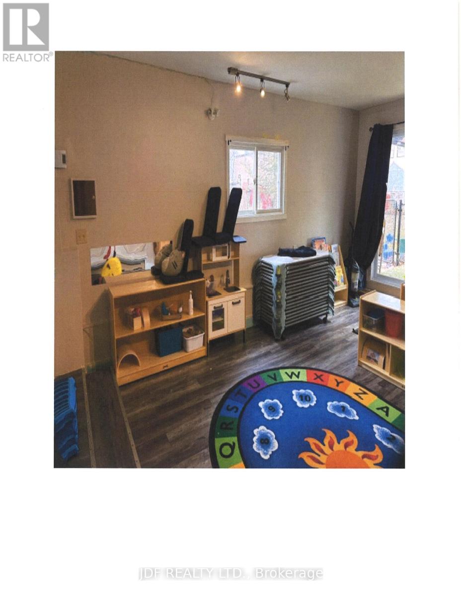 155 Church Street, Gravenhurst, Ontario  P1P 1H3 - Photo 21 - X12972218