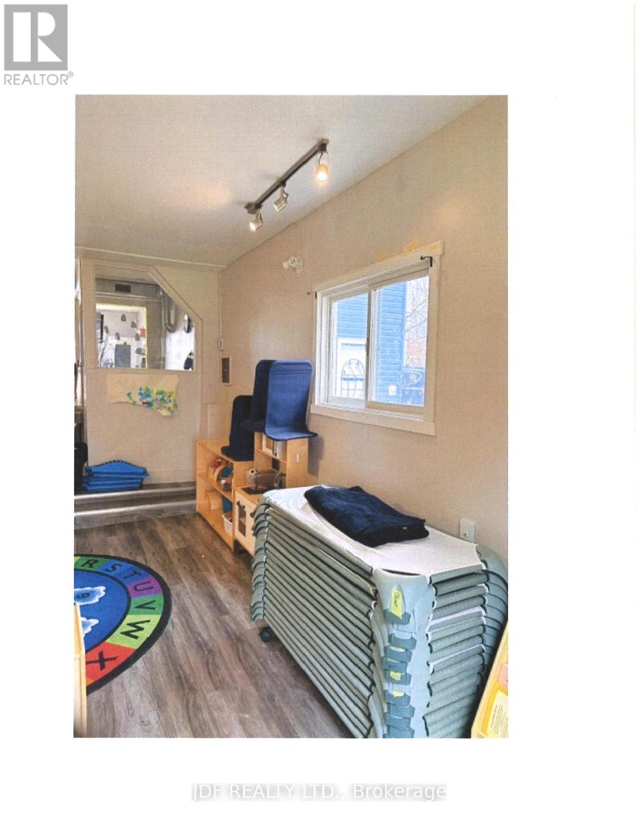 155 Church Street, Gravenhurst, Ontario  P1P 1H3 - Photo 15 - X12972218