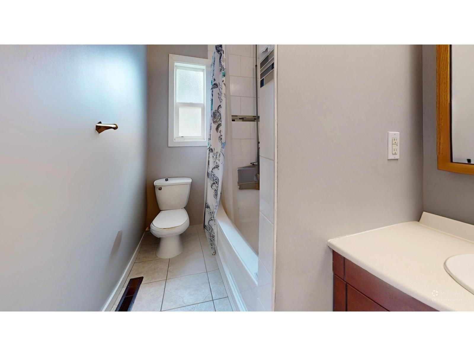 9336 Broadway Street, Chilliwack Proper East, Chilliwack, British Columbia  V2P 5V3 - Photo 13 - R3107503