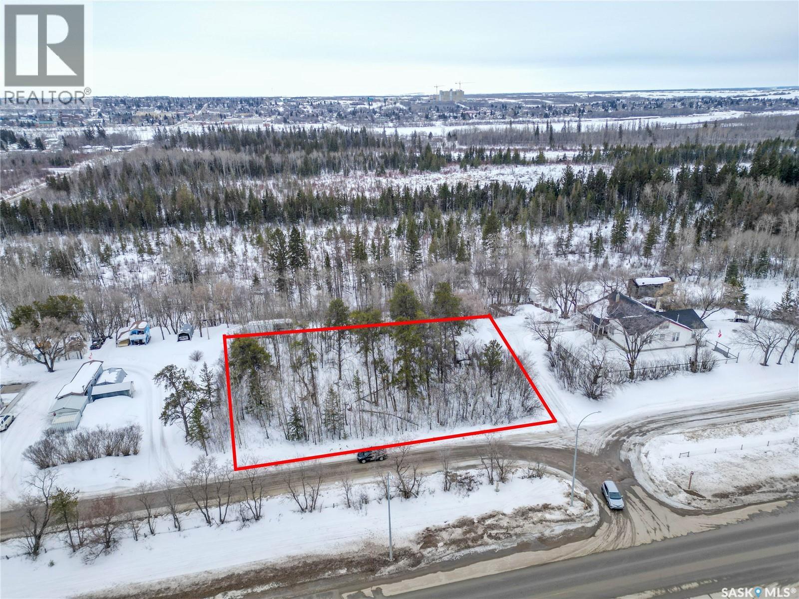 497 9th Street Nw, Prince Albert, Saskatchewan  S6V 2Y3 - Photo 2 - SK032474