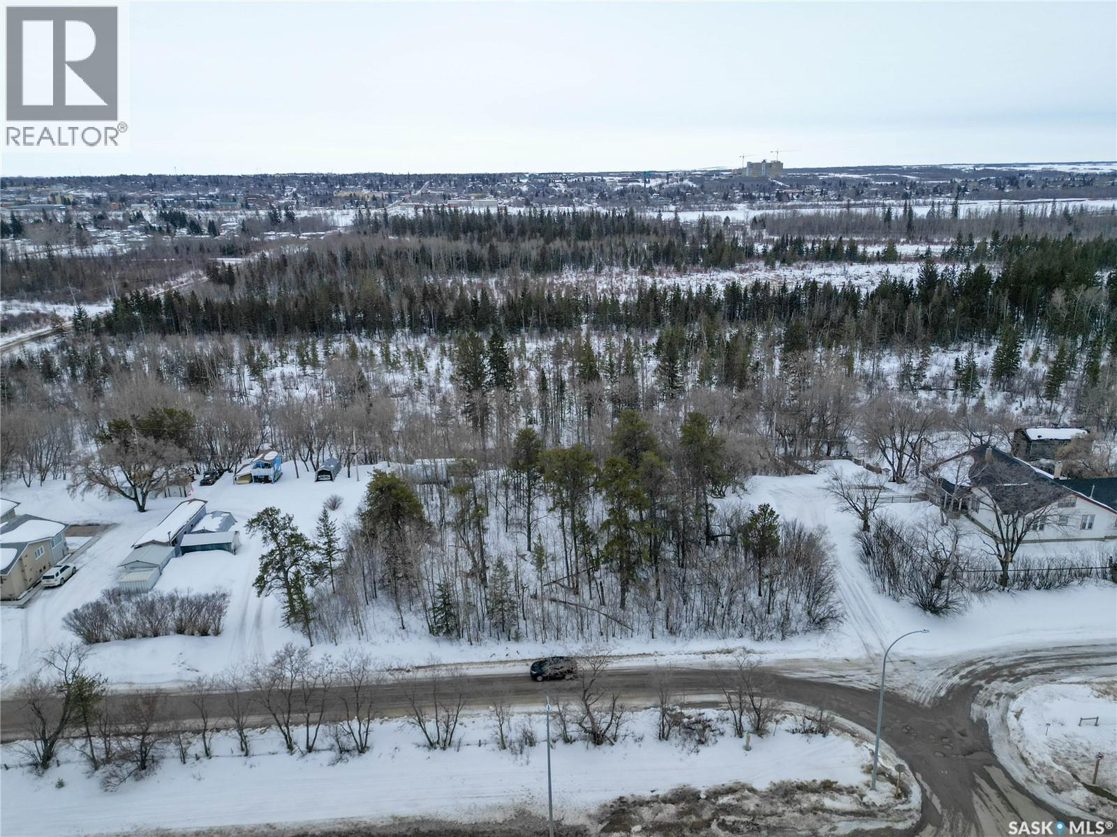 497 9th Street Nw, Prince Albert, Saskatchewan  S6V 2Y3 - Photo 4 - SK032474