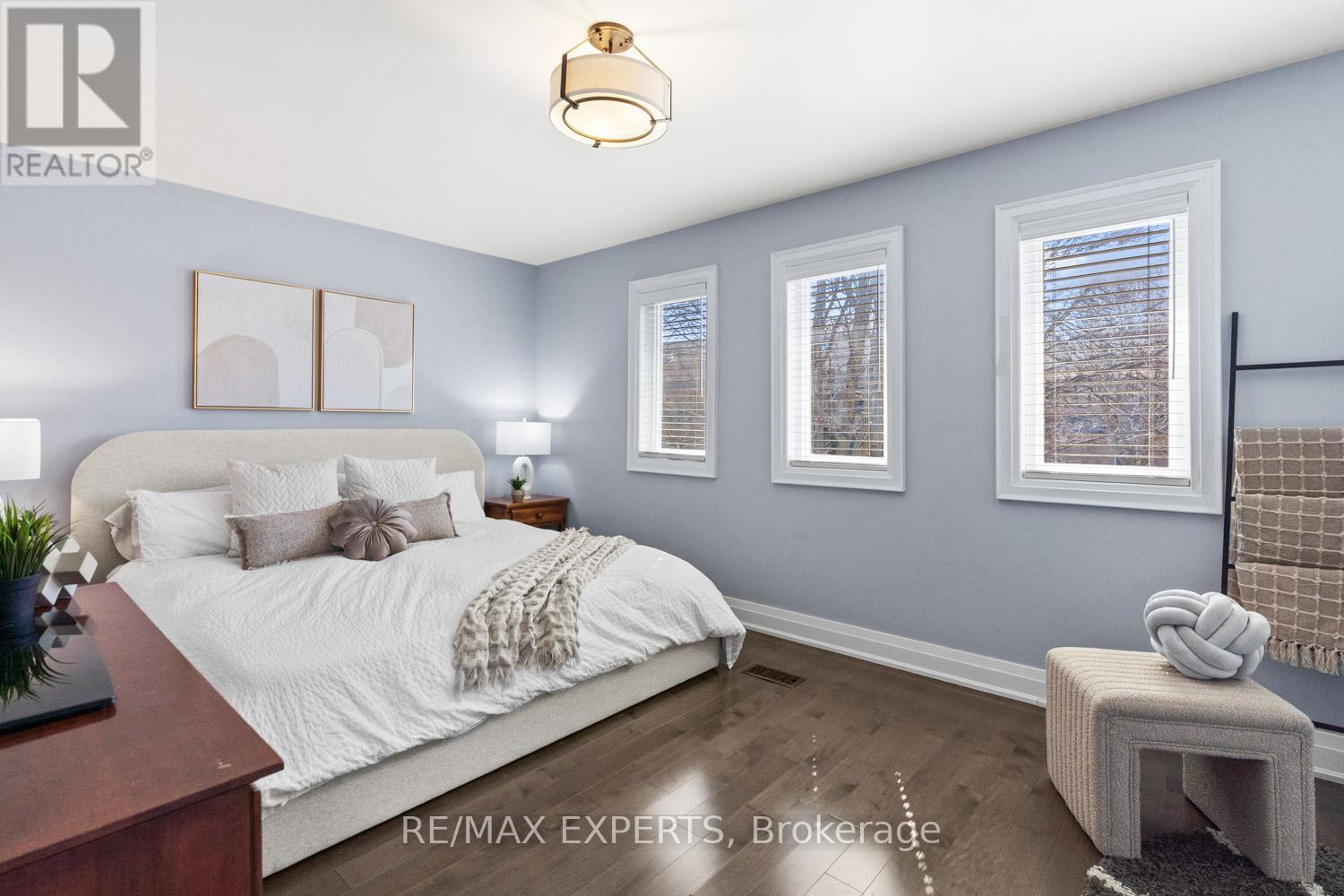 50 Fox Run Lane, Bradford West Gwillimbury (Bradford), Ontario  L3Z 2V1 - Photo 15 - N12977954