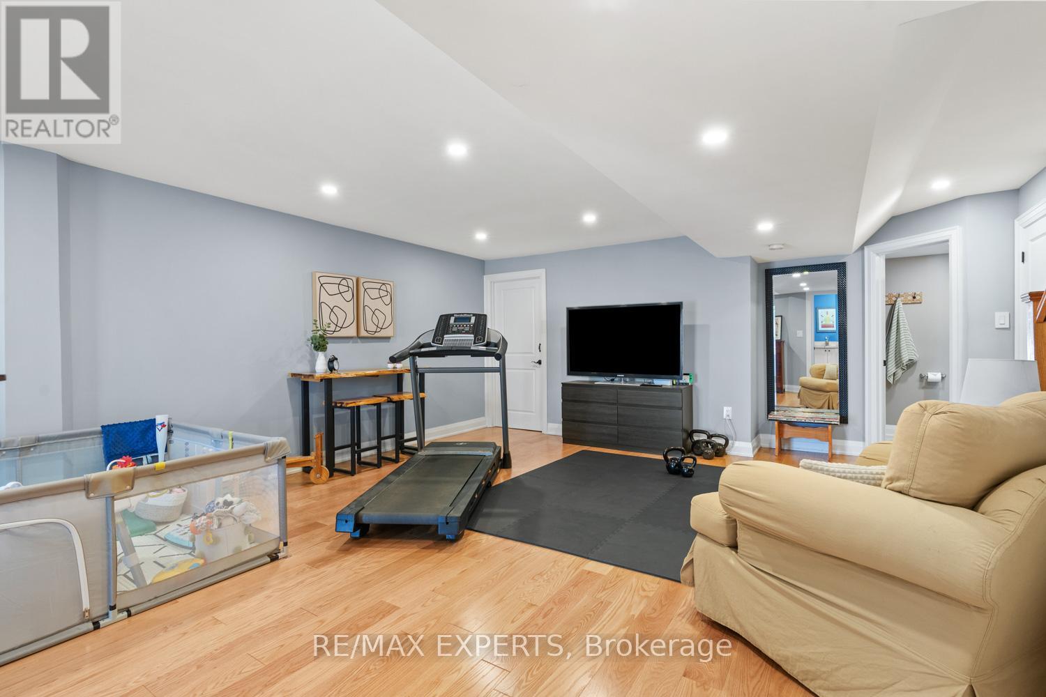 50 Fox Run Lane, Bradford West Gwillimbury (Bradford), Ontario  L3Z 2V1 - Photo 27 - N12977954