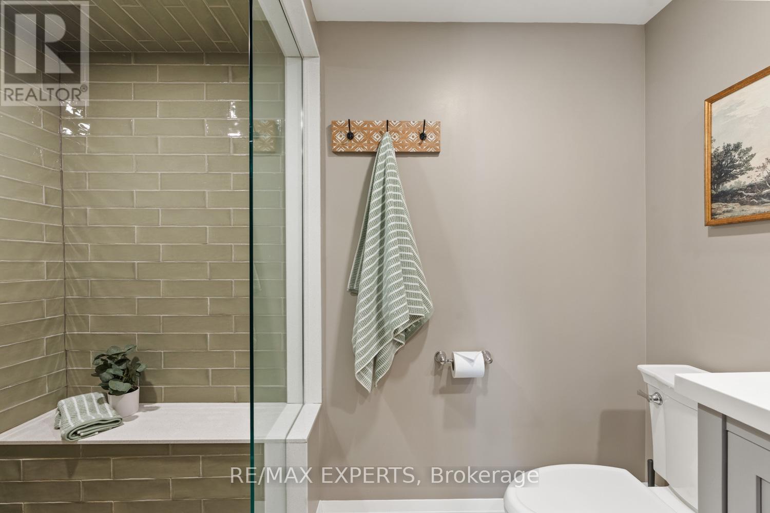 50 Fox Run Lane, Bradford West Gwillimbury (Bradford), Ontario  L3Z 2V1 - Photo 30 - N12977954