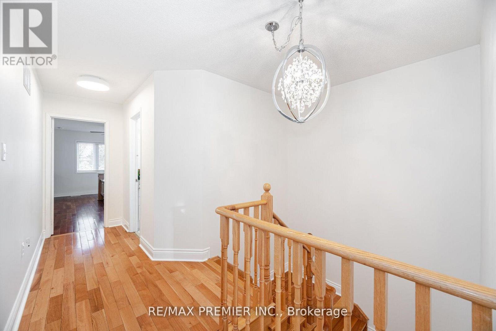 117 Professor Day Drive, Bradford West Gwillimbury (Bradford), Ontario  L3Z 3C1 - Photo 18 - N12977976