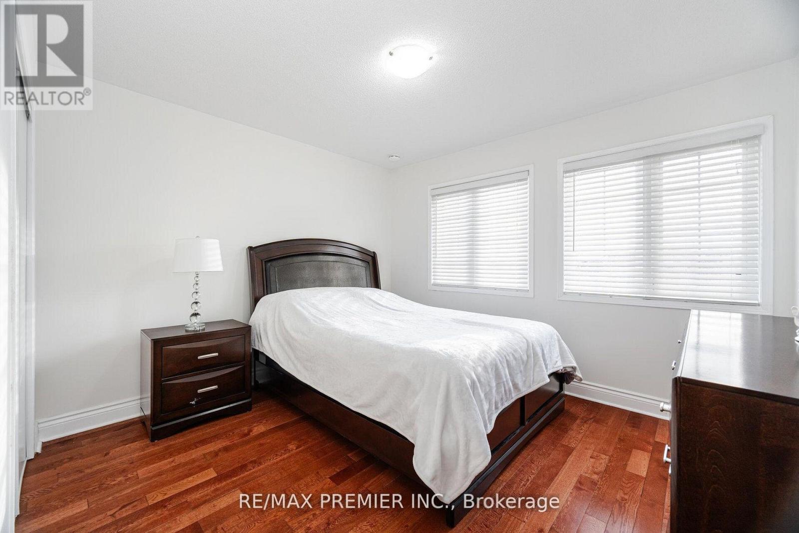 117 Professor Day Drive, Bradford West Gwillimbury (Bradford), Ontario  L3Z 3C1 - Photo 21 - N12977976