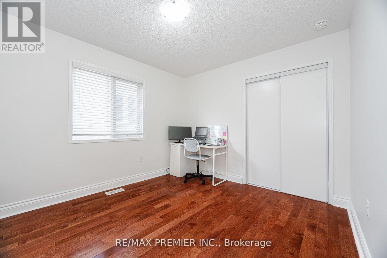 117 Professor Day Drive, Bradford West Gwillimbury (Bradford), Ontario  L3Z 3C1 - Photo 23 - N12977976