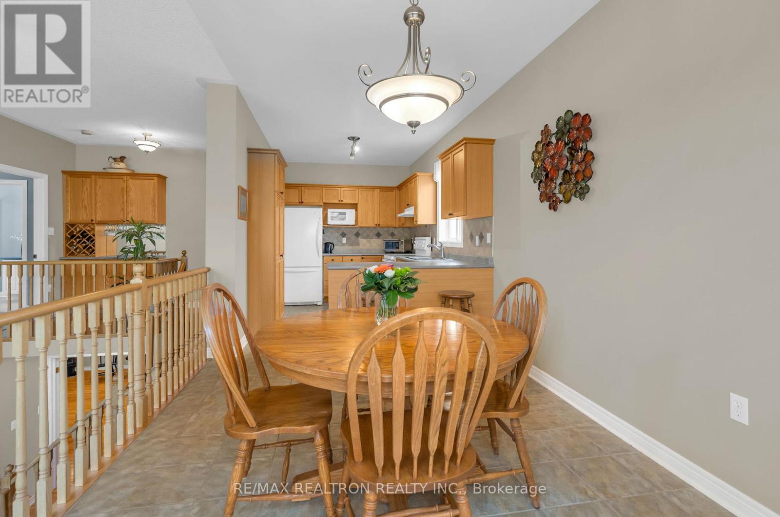 17 Marchant Circle, King, Ontario  L0G 1T0 - Photo 14 - N12978148