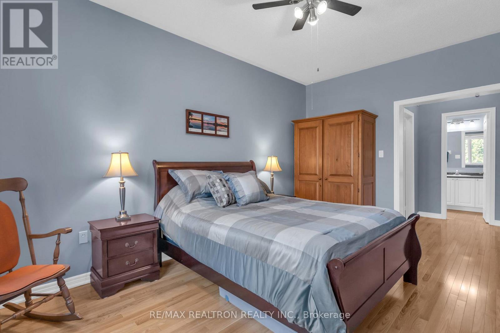 17 Marchant Circle, King, Ontario  L0G 1T0 - Photo 17 - N12978148