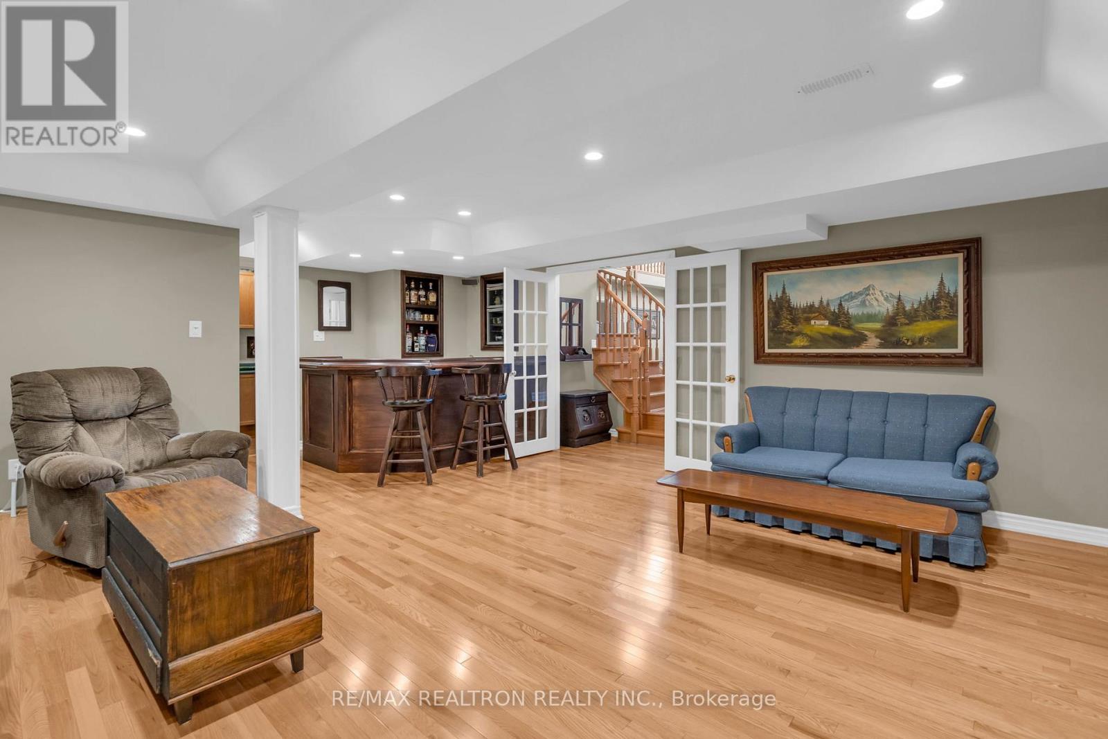 17 Marchant Circle, King, Ontario  L0G 1T0 - Photo 30 - N12978148