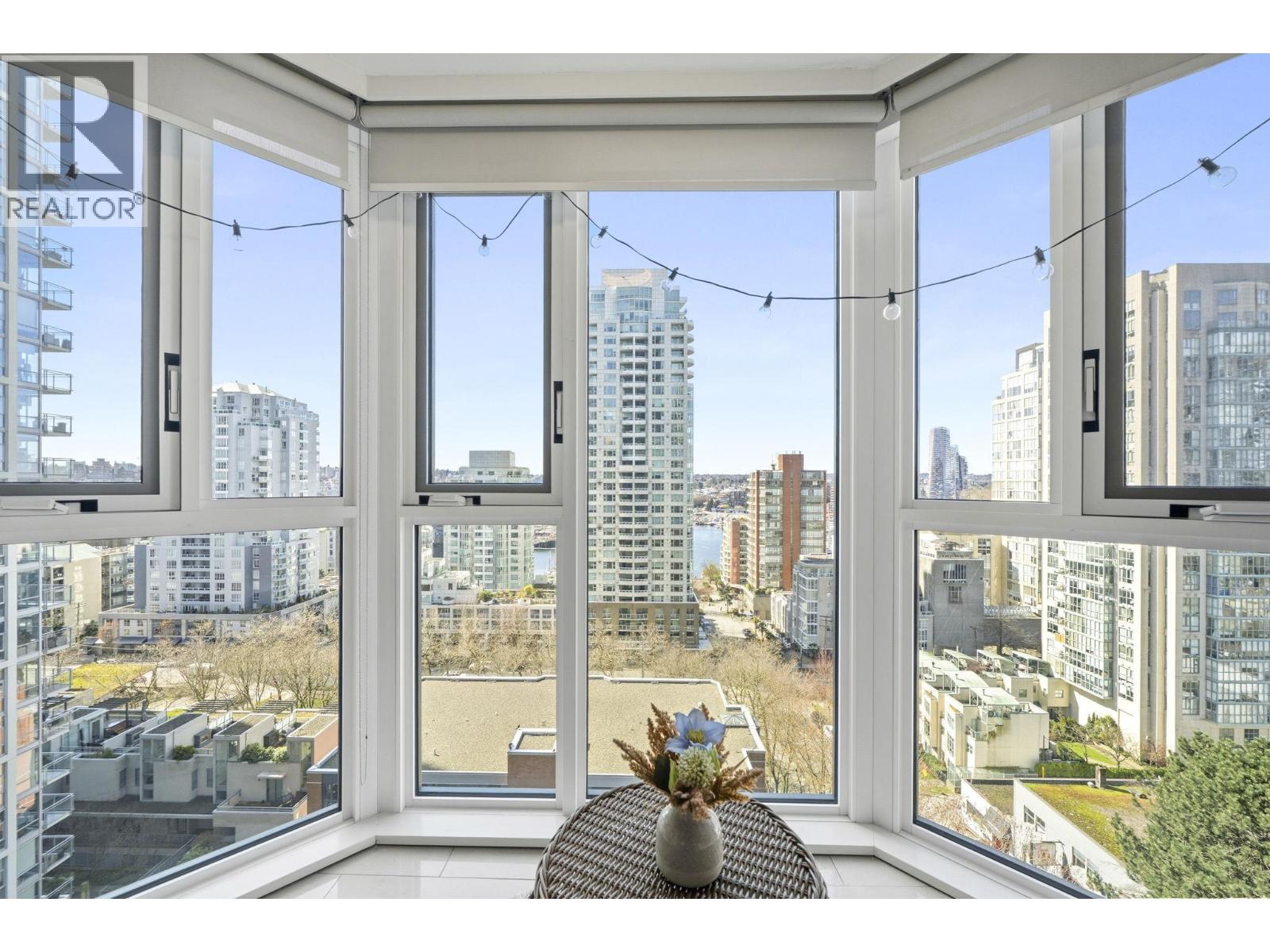 1209 888 Pacific Street, Vancouver, British Columbia  V6Z 2S6 - Photo 5 - R3107929