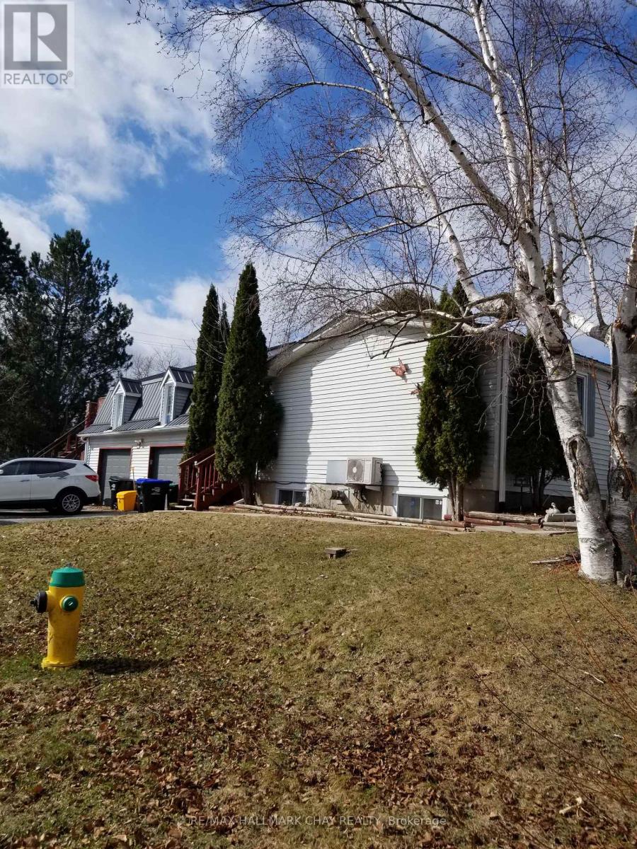 A - 11A PARK CRESCENT, New Tecumseth, Ontario