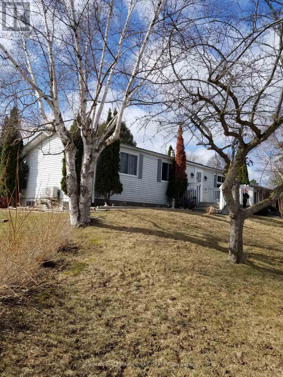 A - 11a Park Crescent, New Tecumseth, Ontario  L0G 1W0 - Photo 2 - N12978186