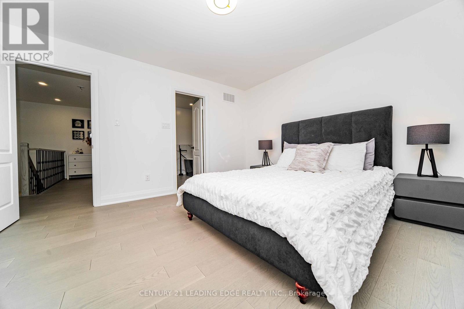 37 Landsdown Crescent, Markham, Ontario  L6E 1M6 - Photo 27 - N12978230