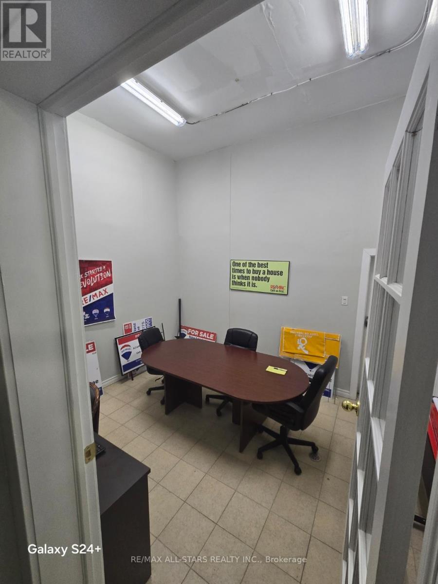 1 Albert Street S, Brock, Ontario  L0C 1H0 - Photo 8 - N12978236