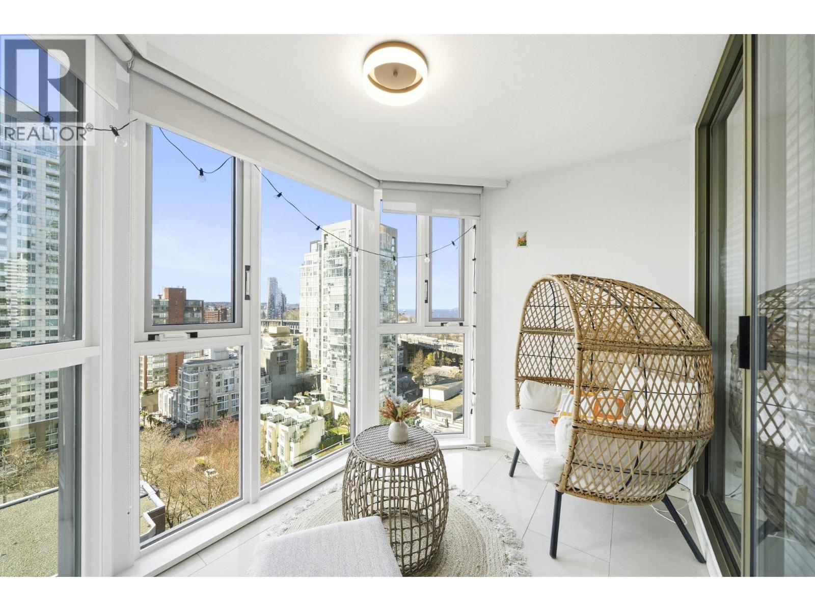 1209 888 Pacific Street, Vancouver, British Columbia  V6Z 2S6 - Photo 4 - R3107929