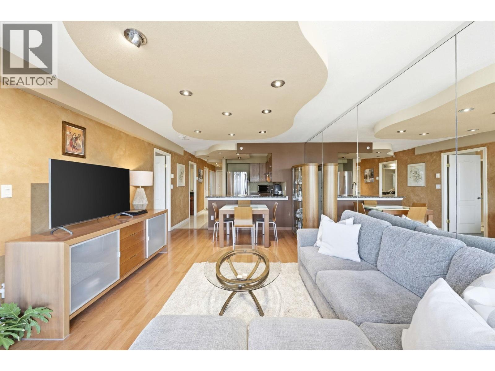 1209 888 PACIFIC STREET, Vancouver, British Columbia