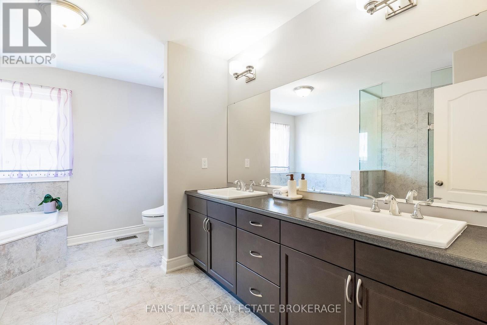 56 Jewel House Lane, Barrie (Innis-Shore), Ontario  L4M 0C4 - Photo 19 - S12977966