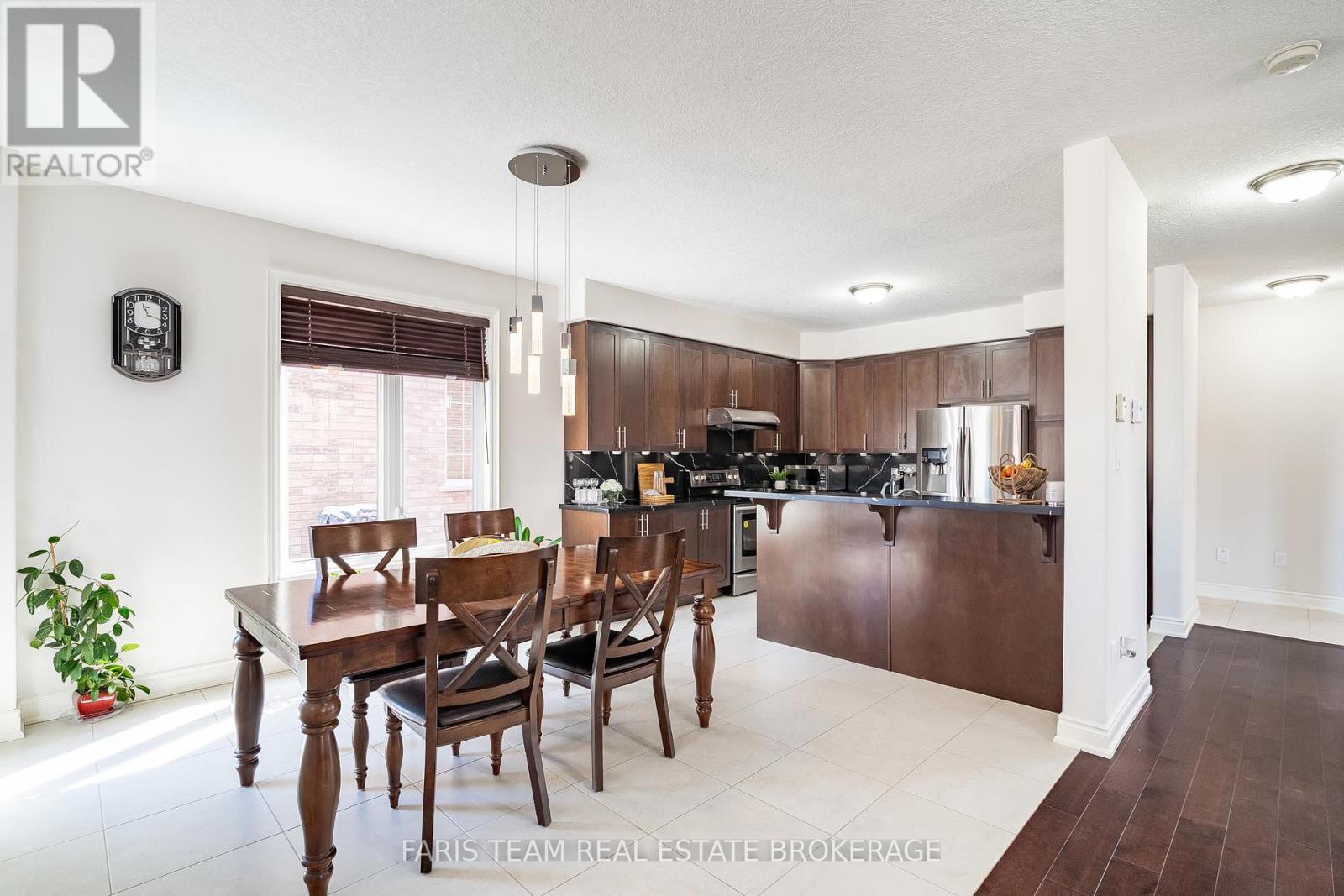 56 Jewel House Lane, Barrie (Innis-Shore), Ontario  L4M 0C4 - Photo 8 - S12977966