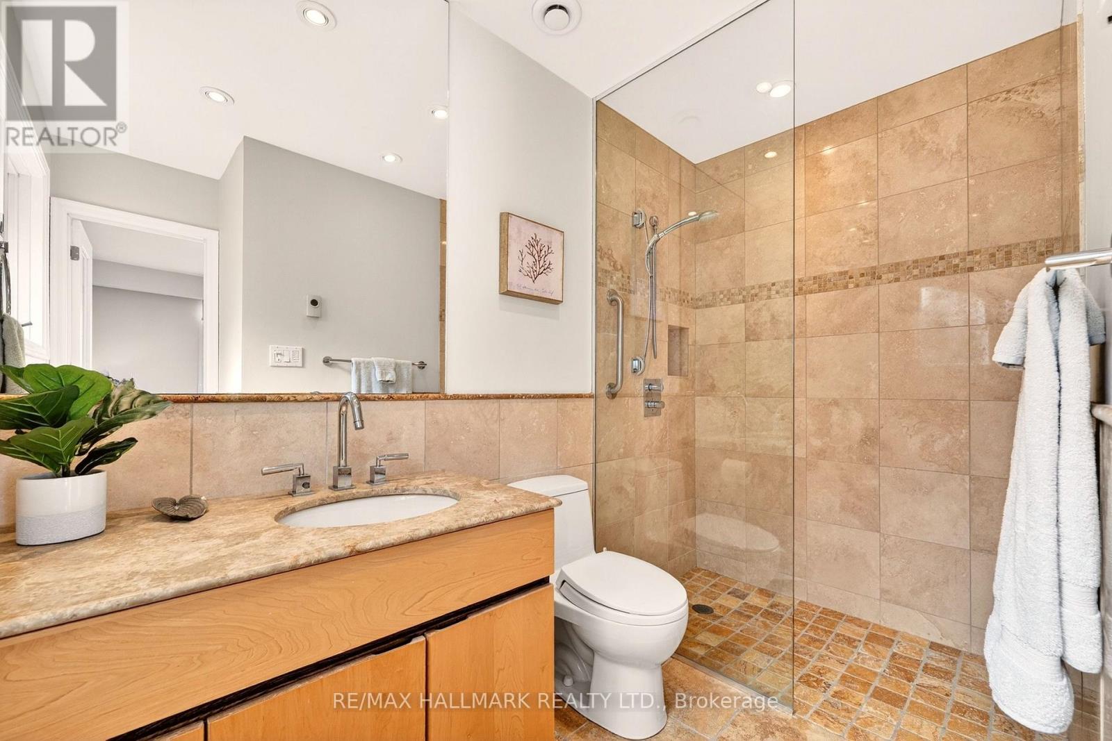 416 Bay Street, Orillia, Ontario  L3V 3X4 - Photo 18 - S12978166