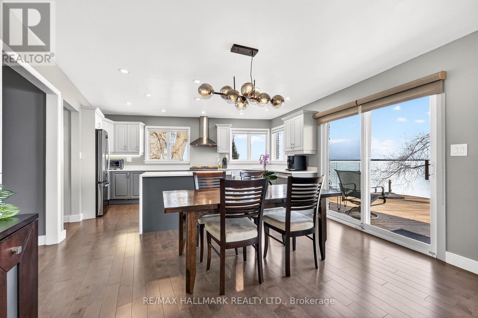 416 Bay Street, Orillia, Ontario  L3V 3X4 - Photo 9 - S12978166