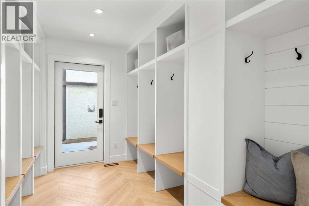 14 Varston Place NW, Calgary, Alberta  T3A 0B7 - Photo 22 - A2297062