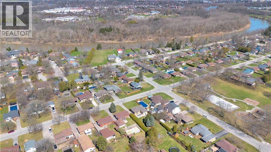 44 Kinnard Road, Brantford, Ontario  N3T 1P9 - Photo 2 - 40818510