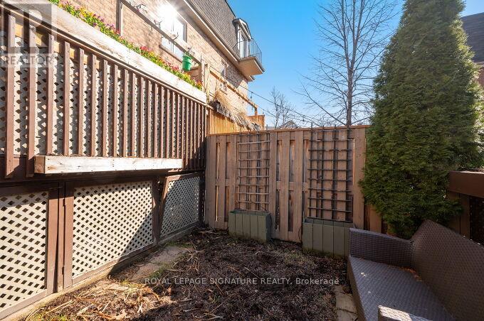 30 - 435 Hensall Circle, Mississauga, Ontario  L5A 4P1 - Photo 46 - W12977924