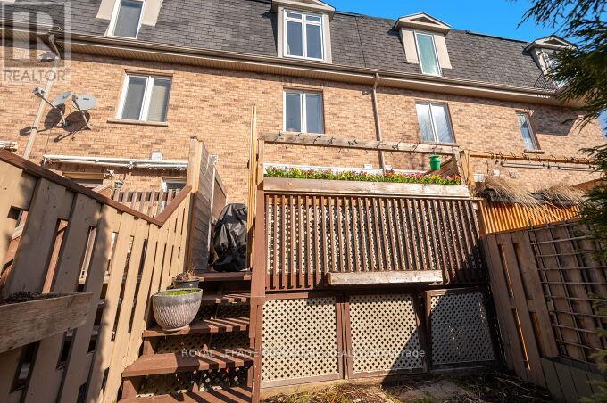 30 - 435 Hensall Circle, Mississauga, Ontario  L5A 4P1 - Photo 47 - W12977924