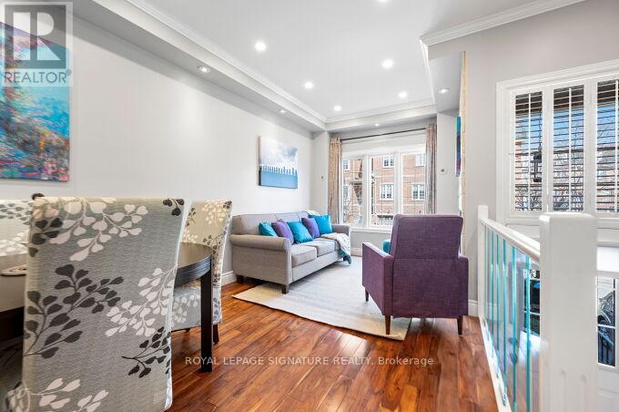 30 - 435 Hensall Circle, Mississauga, Ontario  L5A 4P1 - Photo 7 - W12977924