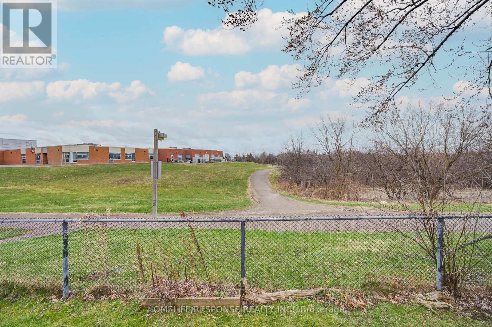 21 Dawson Crescent, Brampton, Ontario  L6V 3M5 - Photo 38 - W12977948