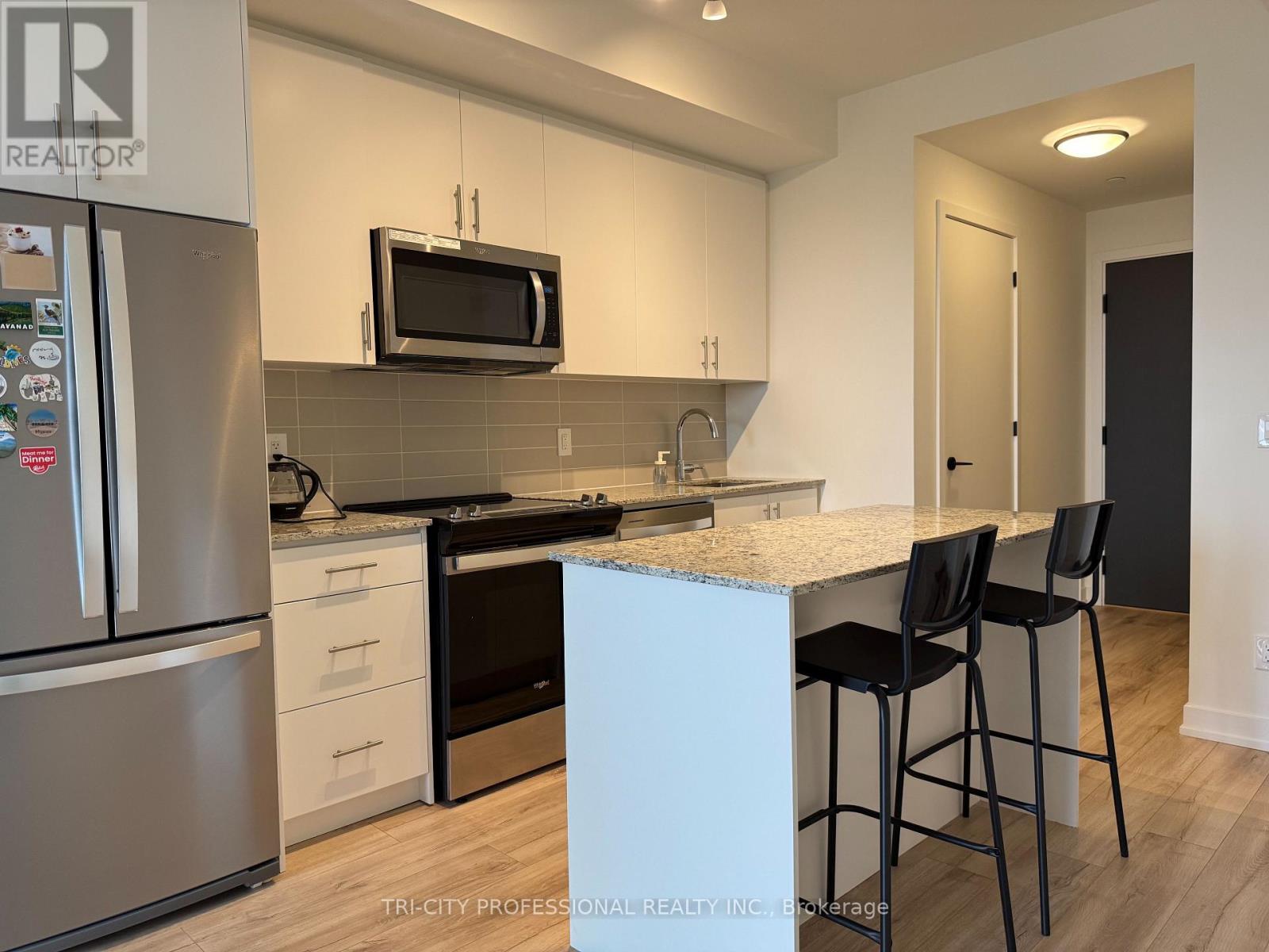 905 - 335 Wheat Boom Drive, Oakville, Ontario  L6H 7Y1 - Photo 9 - W12977992