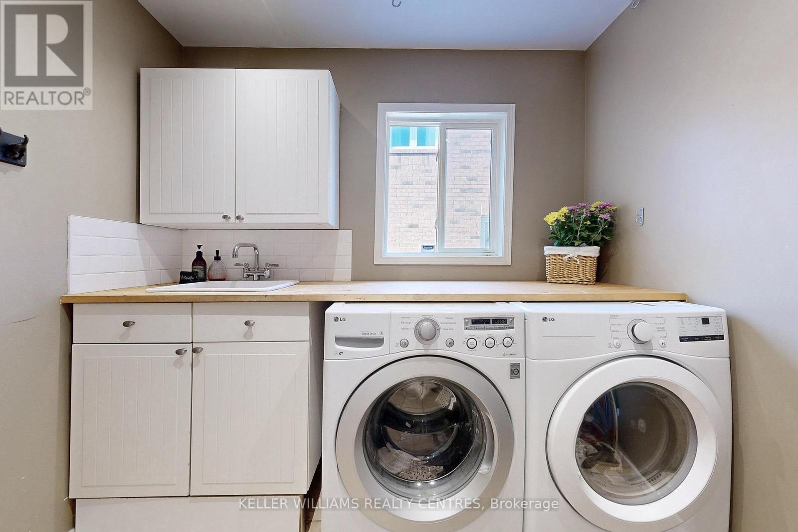 89 Taylorwood Avenue, Caledon, Ontario  L7E 1J6 - Photo 21 - W12978020