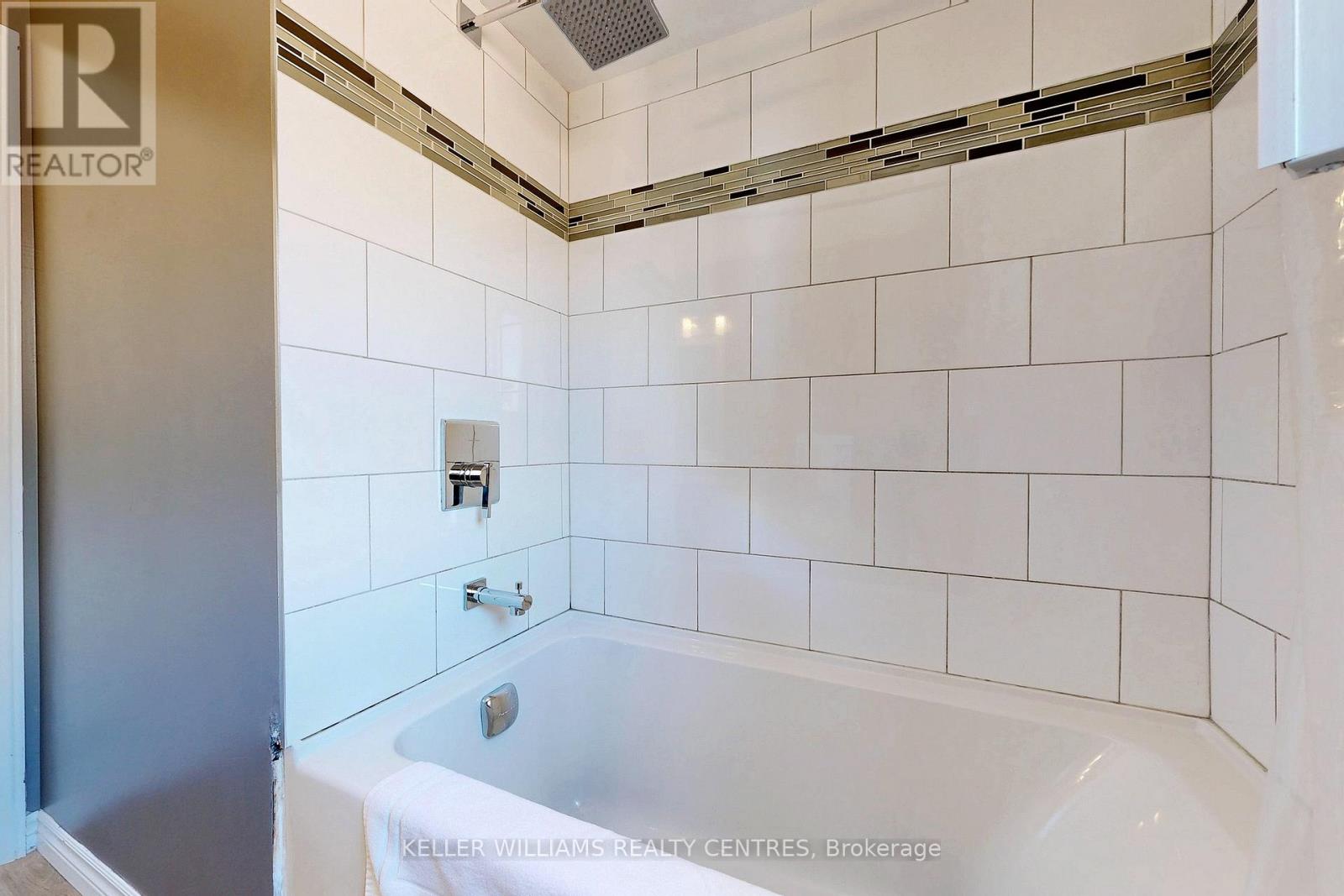 89 Taylorwood Avenue, Caledon, Ontario  L7E 1J6 - Photo 34 - W12978020