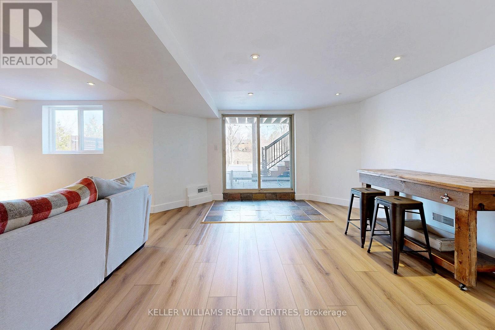 89 Taylorwood Avenue, Caledon, Ontario  L7E 1J6 - Photo 35 - W12978020