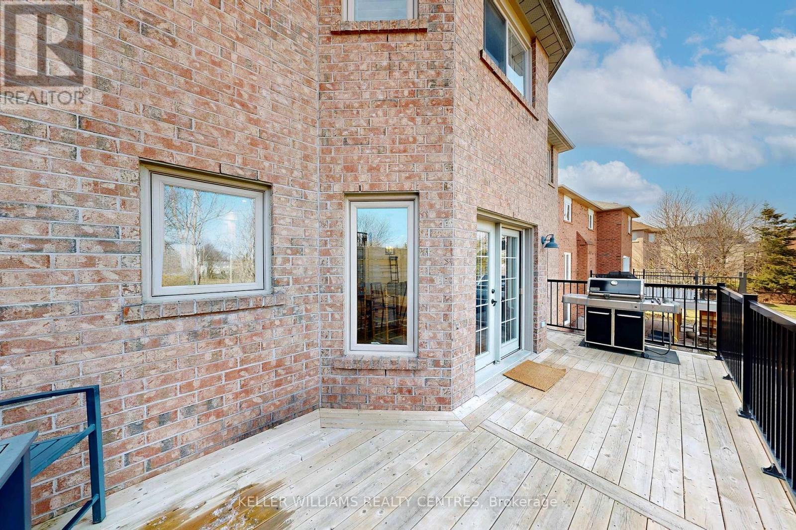 89 Taylorwood Avenue, Caledon, Ontario  L7E 1J6 - Photo 39 - W12978020