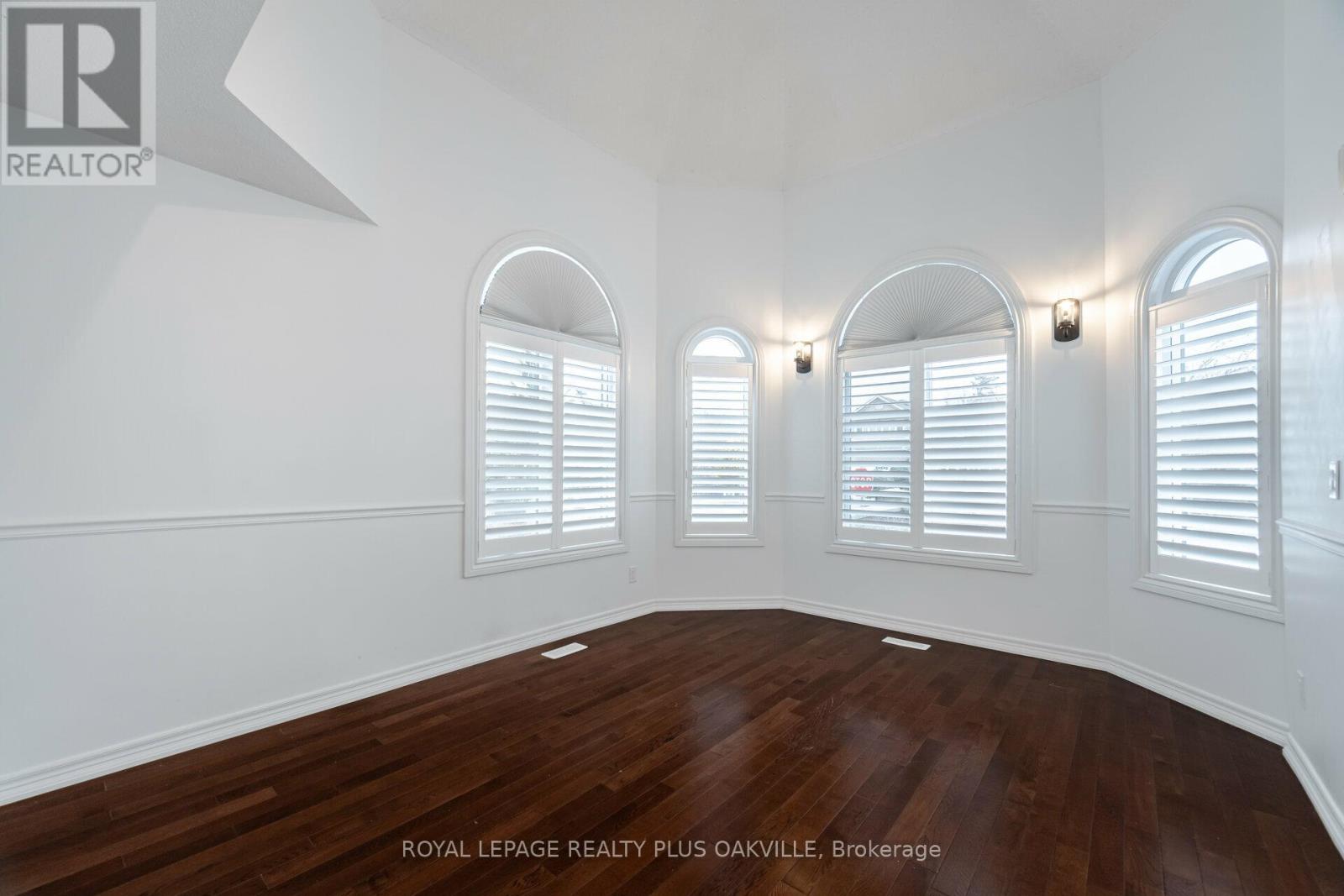 1 - 2250 Rockingham Drive, Oakville, Ontario  L6H 6J3 - Photo 19 - W12978036