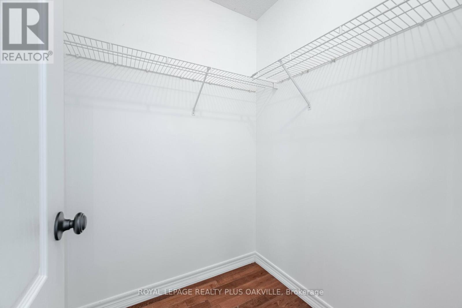 1 - 2250 Rockingham Drive, Oakville, Ontario  L6H 6J3 - Photo 23 - W12978036