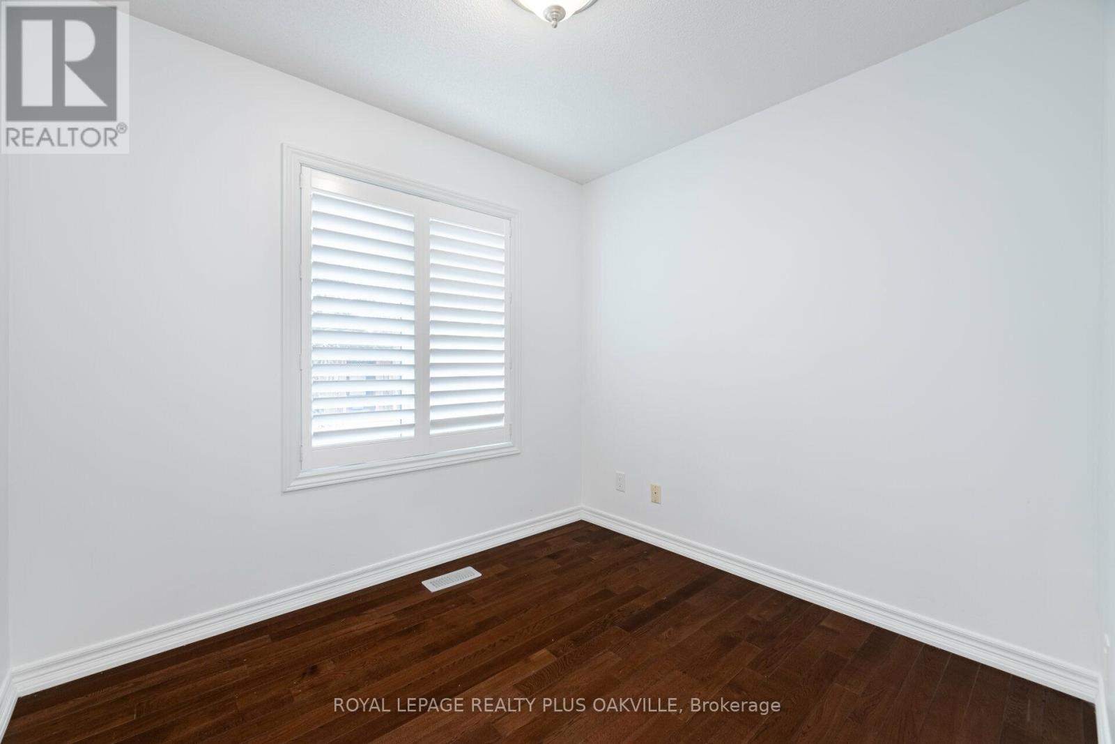 1 - 2250 Rockingham Drive, Oakville, Ontario  L6H 6J3 - Photo 24 - W12978036