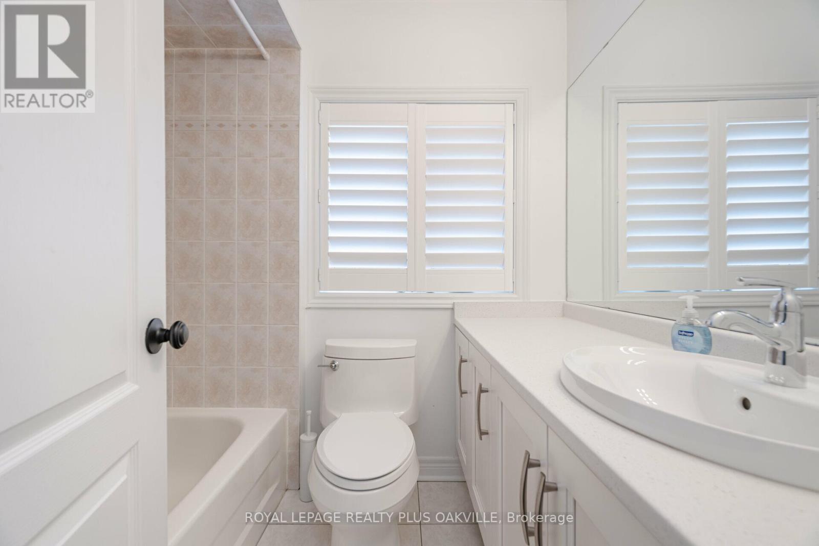 1 - 2250 Rockingham Drive, Oakville, Ontario  L6H 6J3 - Photo 35 - W12978036