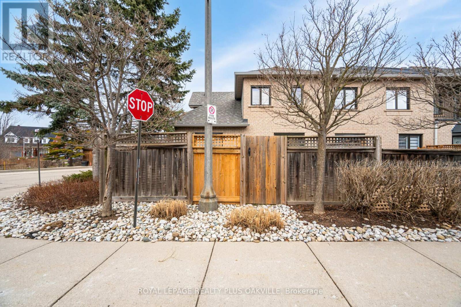 1 - 2250 Rockingham Drive, Oakville, Ontario  L6H 6J3 - Photo 42 - W12978036