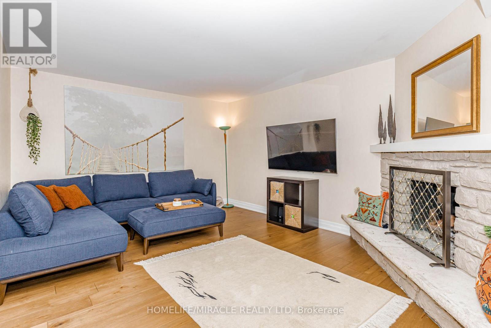 253 Mccraney Street W, Oakville, Ontario  L6H 3A9 - Photo 30 - W12978040