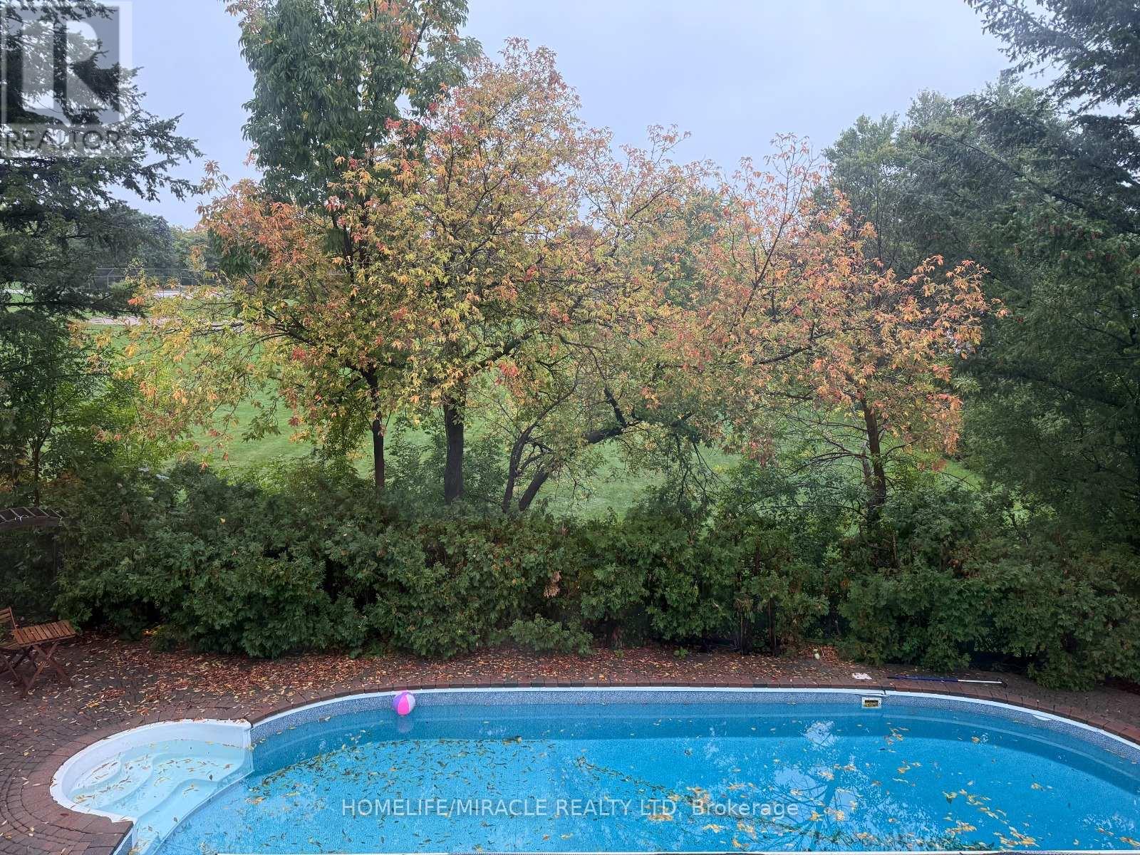 253 Mccraney Street W, Oakville, Ontario  L6H 3A9 - Photo 46 - W12978040