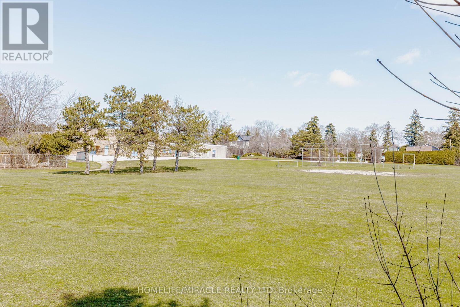 253 Mccraney Street W, Oakville, Ontario  L6H 3A9 - Photo 50 - W12978040