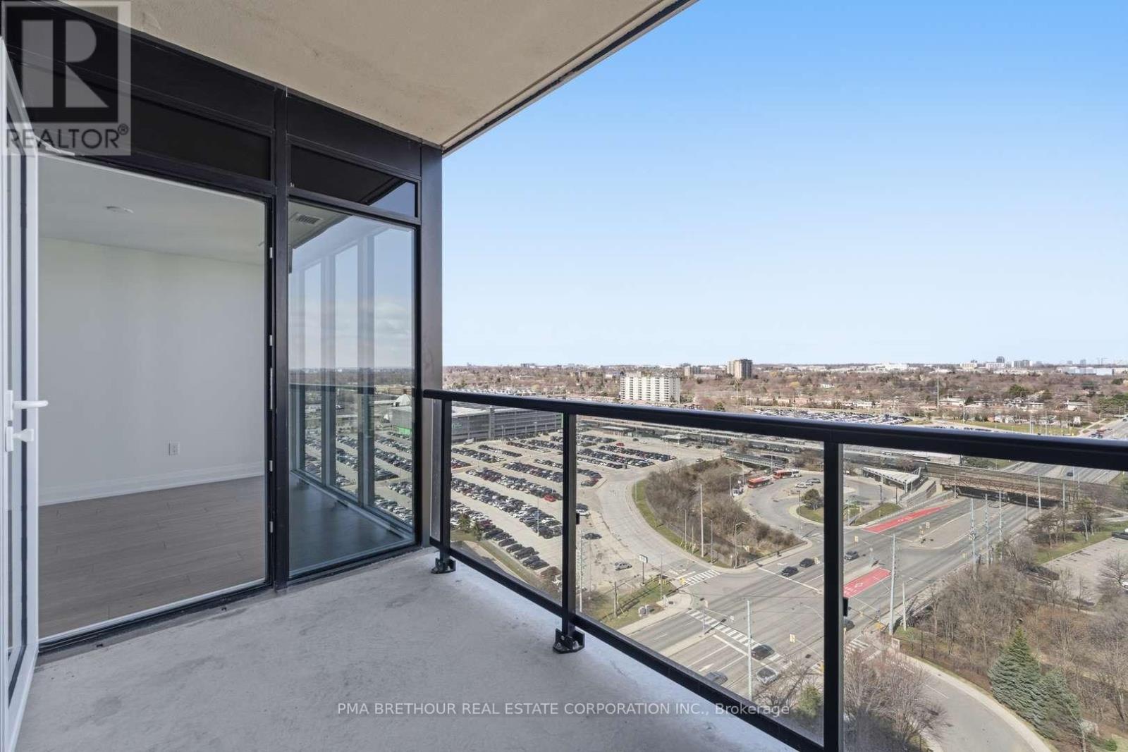 1811 - 1035 Southdown Road, Mississauga, Ontario  L5J 0A2 - Photo 10 - W12978052