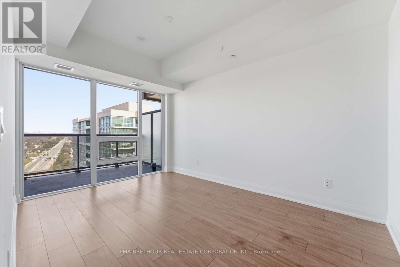 1811 - 1035 Southdown Road, Mississauga, Ontario  L5J 0A2 - Photo 16 - W12978052