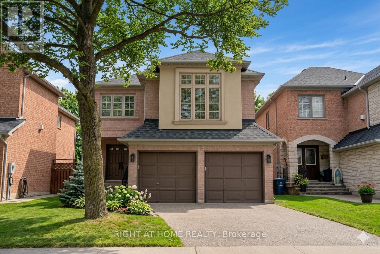 215 Queenslea Avenue, Toronto, Ontario  M9N 3X5 - Photo 2 - W12978102