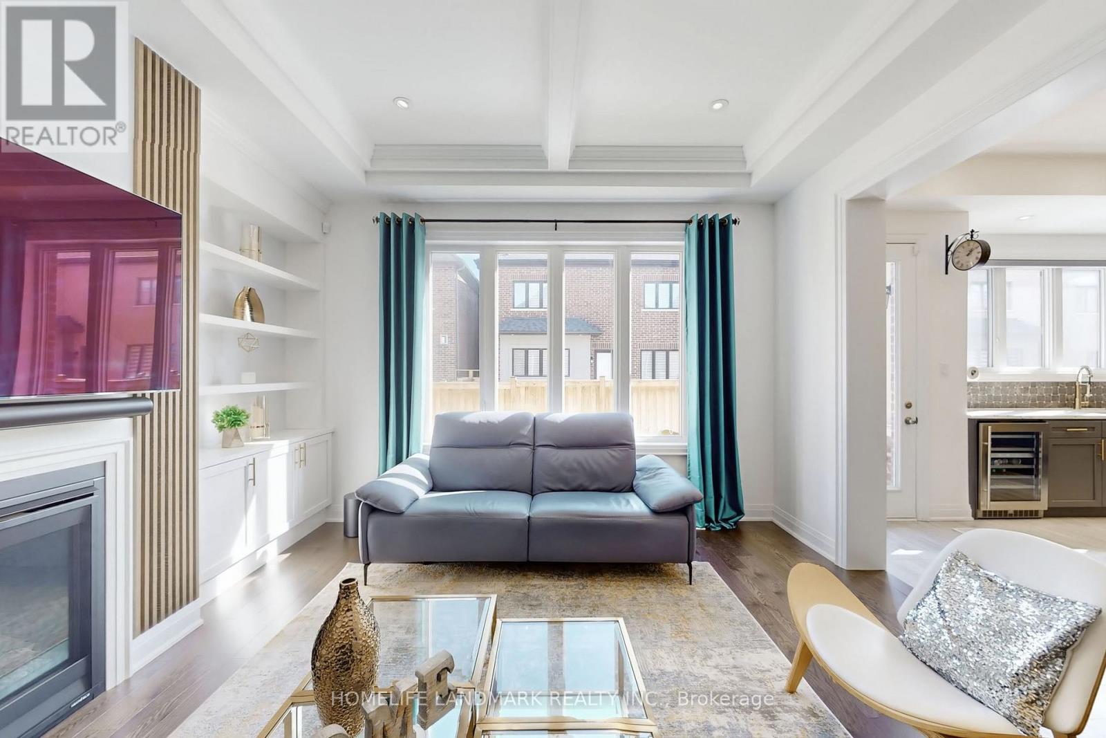 2438 Irene Crescent, Oakville, Ontario  L6M 5M2 - Photo 5 - W12978116